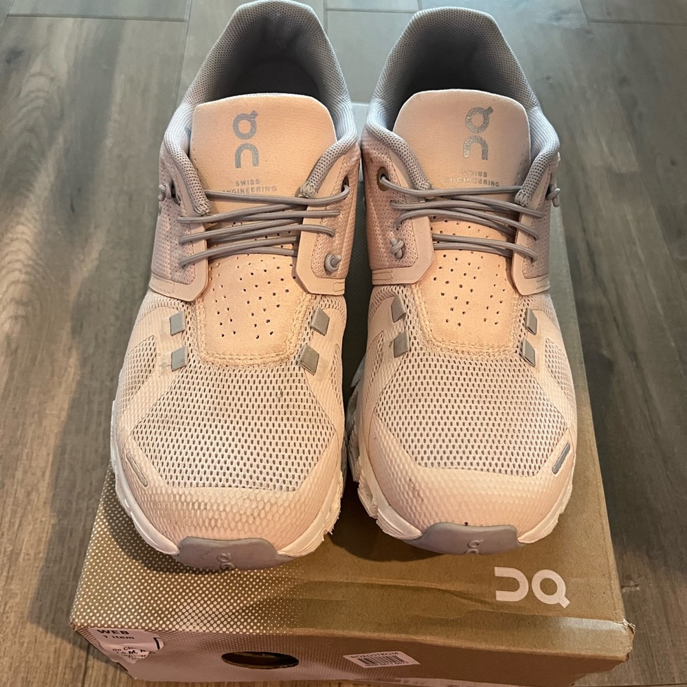 Oncloud women’s running shoes